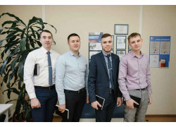 Специалисты по недвижимости Квадратный метр