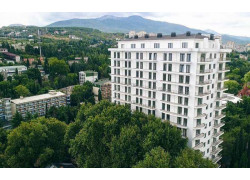 Дом Status House