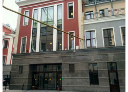 Петровский Двор