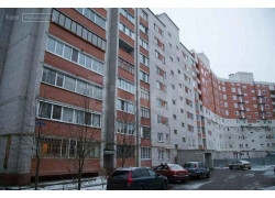 Дом на Моторостроителей, 12