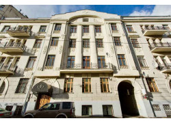 Troika Estate