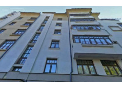 Дом на Арбате, 18