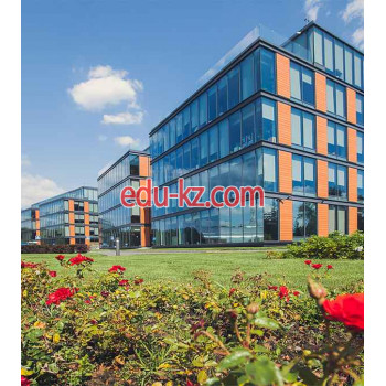 Агентство недвижимости Crystal Estate - на портале realty555.ru